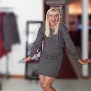 Meet your Posher, Debbie